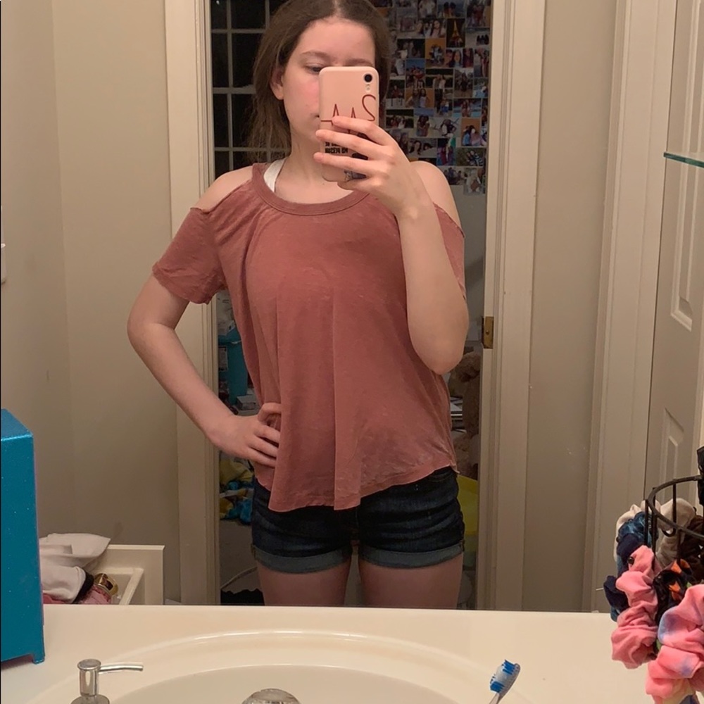 off the shoulders shirt